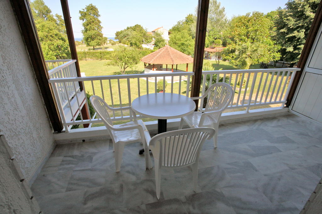 Archontiko Driani Apartamento Paralia Panteleimonos Quarto foto